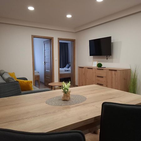 Apartmany Lumi Velky Slavkov Luaran gambar
