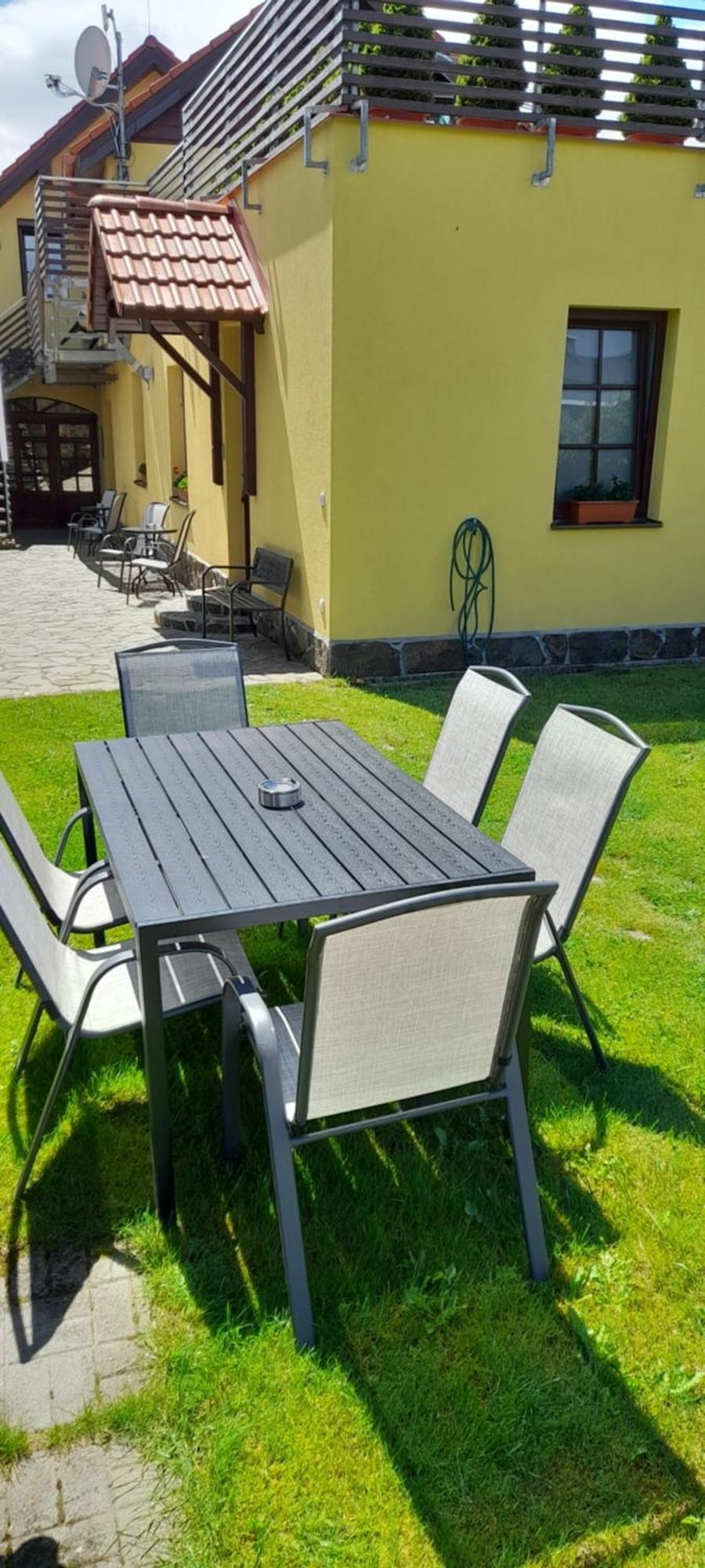 Apartmany Lumi Velky Slavkov Luaran gambar